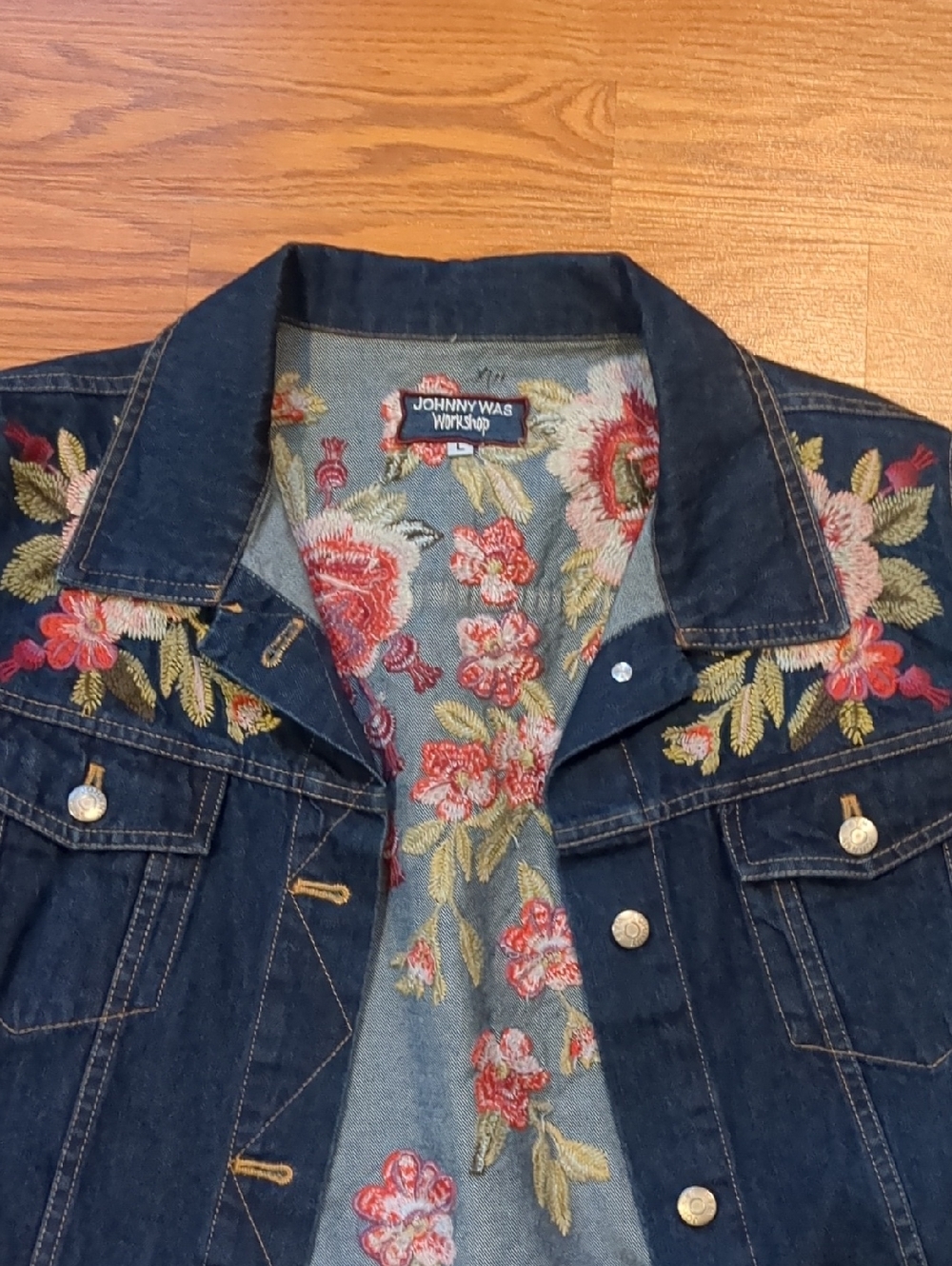 Johnny Was Workshop Desi Denim Jacket Embroidered Blue Jean Jacket Size Large - Picture 4 of 13